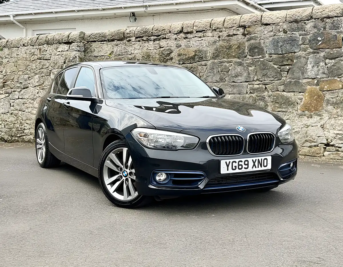 Used 2019 BMW 1 Series Sport Black Sapphire - Interior and Exterior details 20