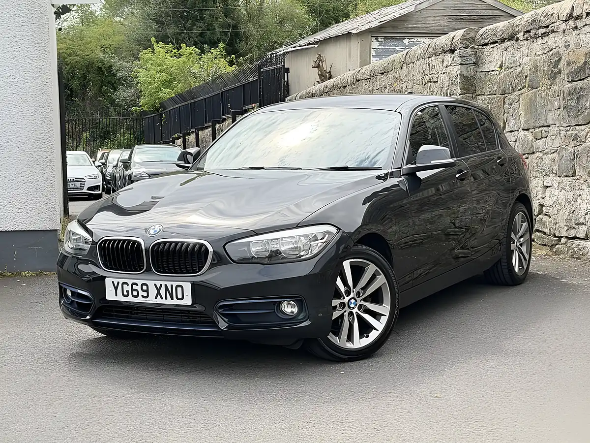 Used 2019 BMW 1 Series Sport Black Sapphire - Interior and Exterior details 4