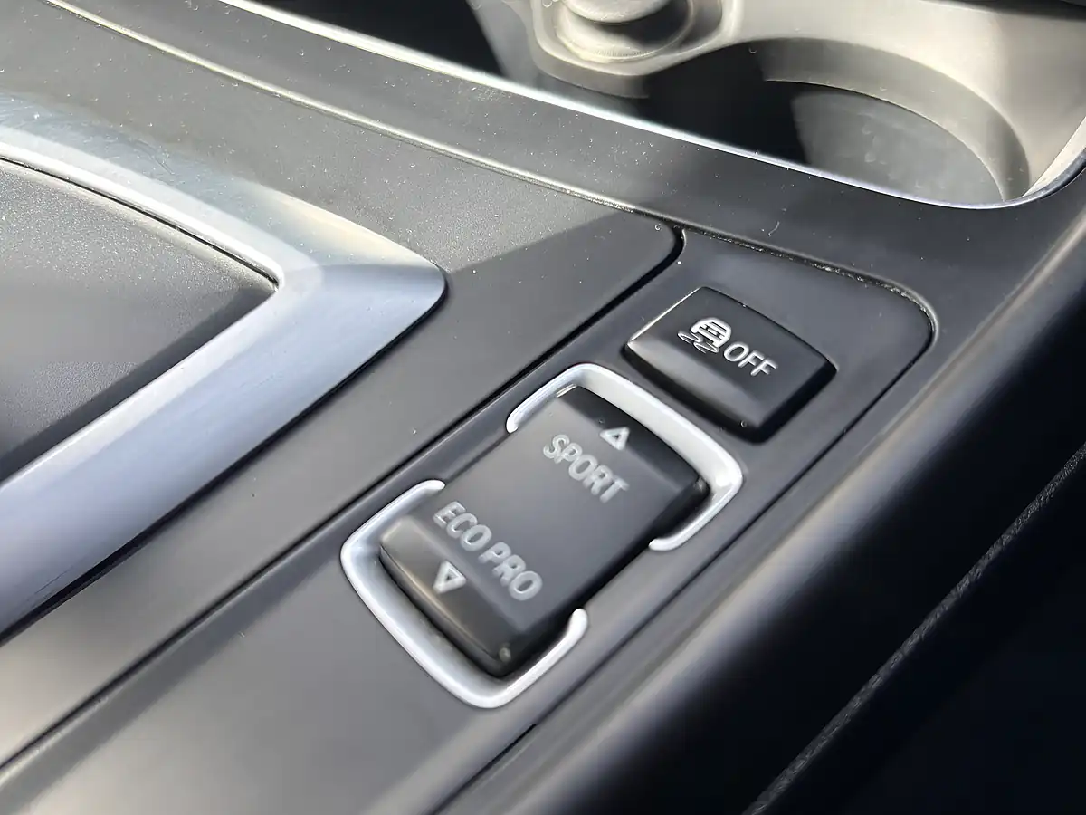 Used 2019 BMW 1 Series Sport Blue - Interior and Exterior details 20