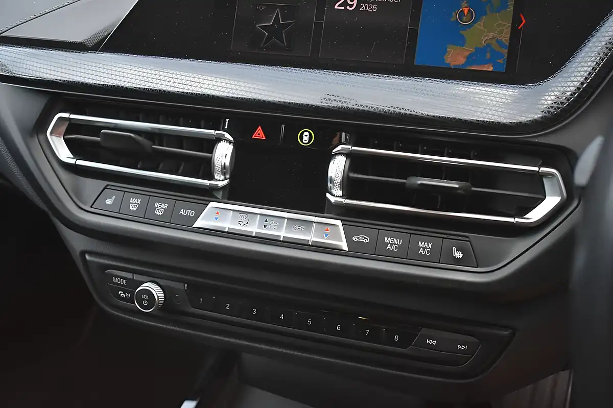 Used 2019 BMW 1 Series Sport Seaside Blue - Interior and Exterior details 13