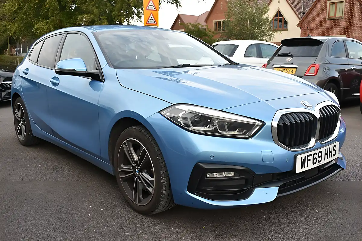 Used 2019 BMW 1 Series Sport Seaside Blue - Interior and Exterior details 2