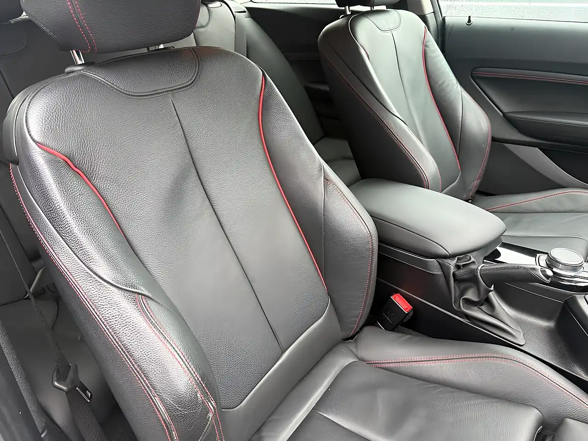Used 2019 BMW 1 Series Sport White - Interior and Exterior details 12