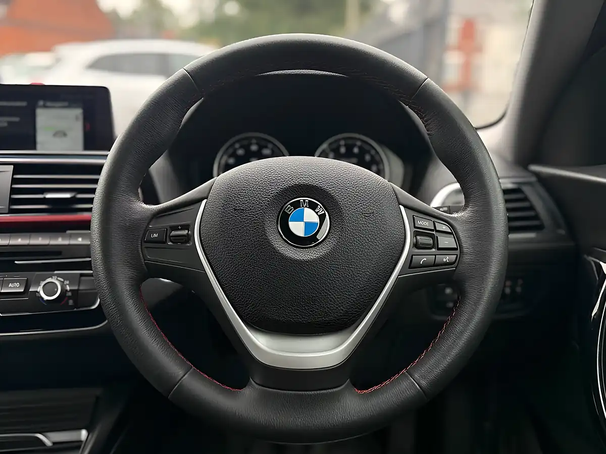 Used 2019 BMW 1 Series Sport White - Interior and Exterior details 15