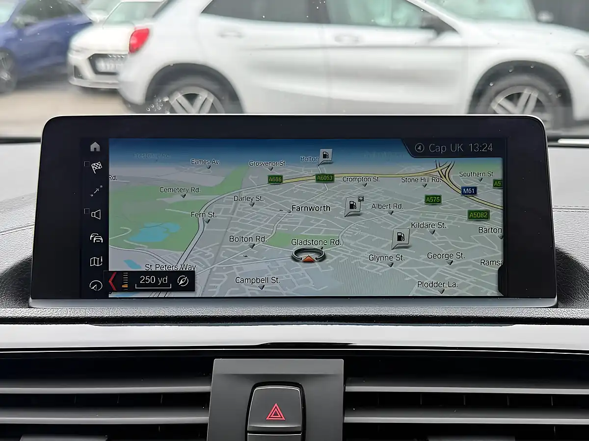 Used 2019 BMW 1 Series Sport White - Interior and Exterior details 3