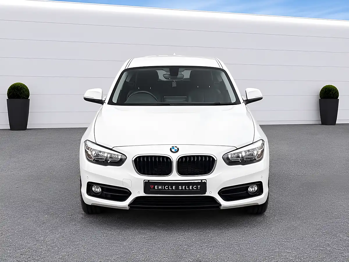 Used 2019 BMW 1 Series Sport White - Interior and Exterior details 6