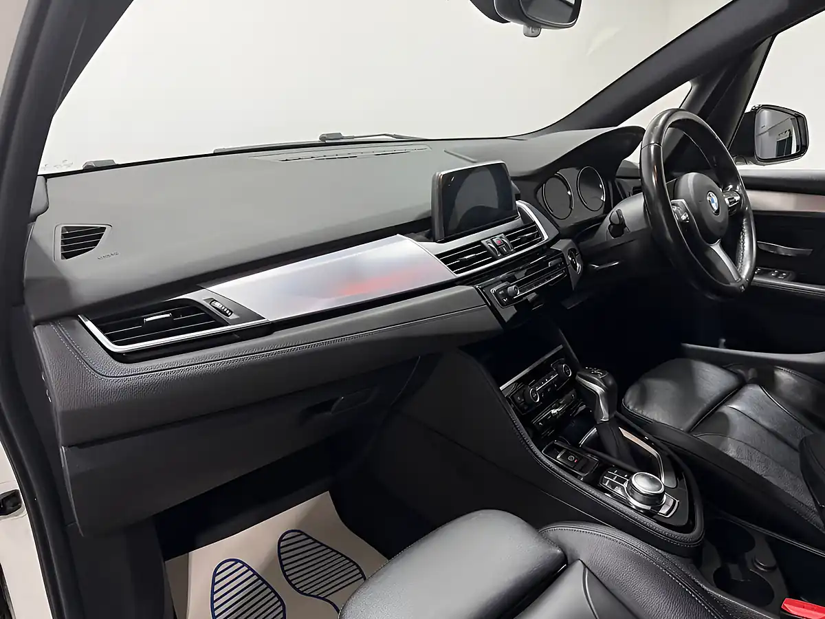 Used 2019 BMW 2 Series Active Tourer M Sport Premium White - Interior and Exterior details 10
