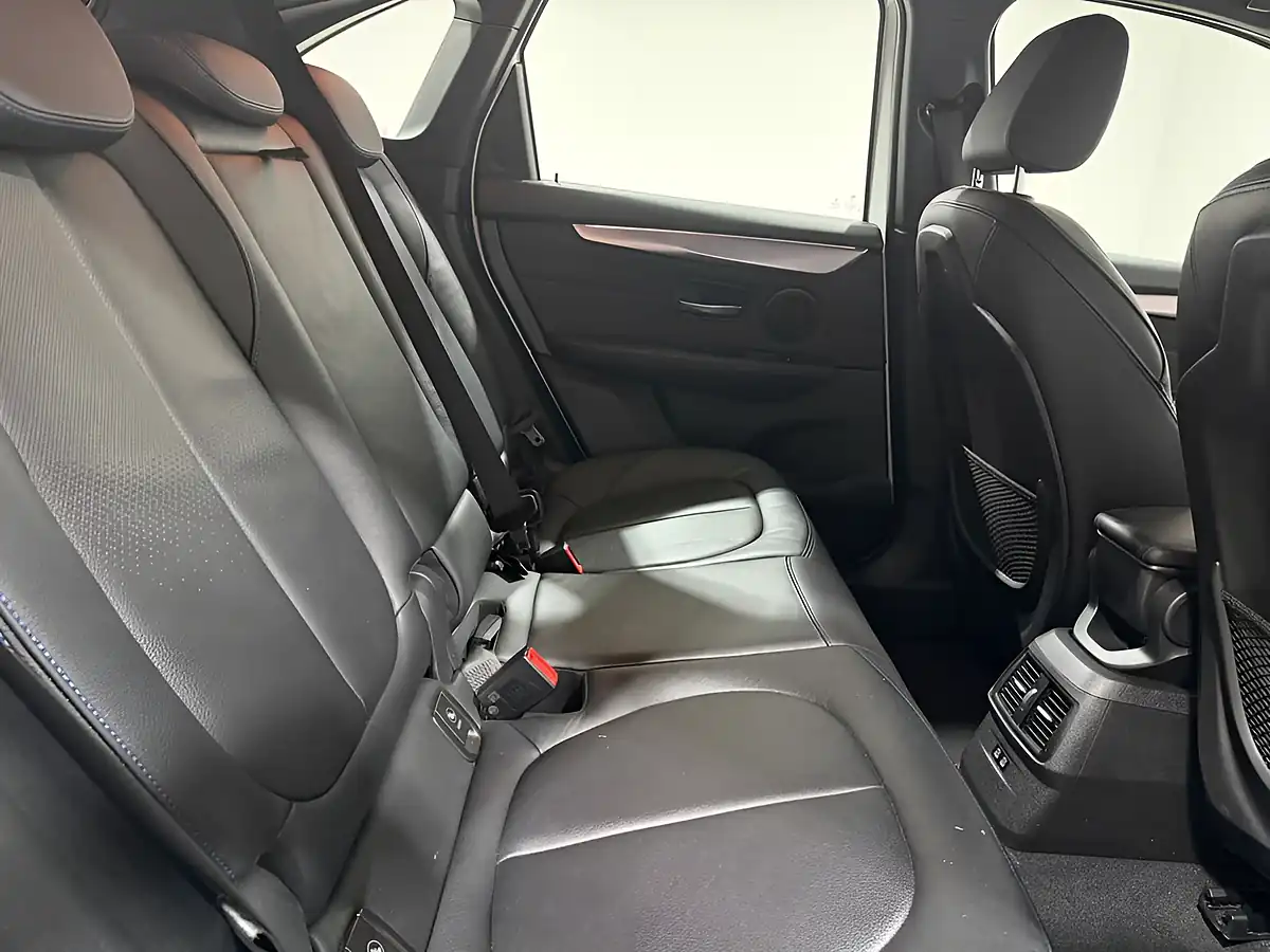 Used 2019 BMW 2 Series Active Tourer M Sport Premium White - Interior and Exterior details 16