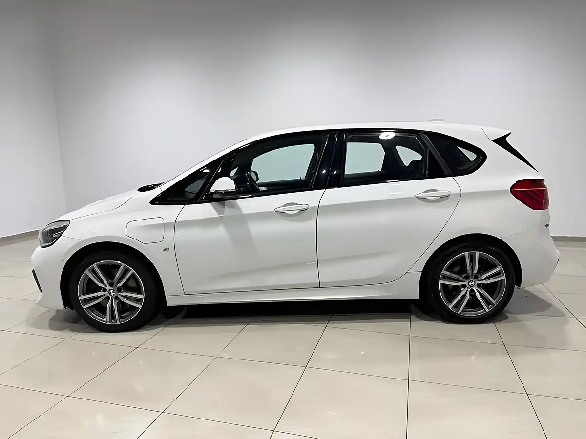 Used 2019 BMW 2 Series Active Tourer M Sport Premium White - Interior and Exterior details 6