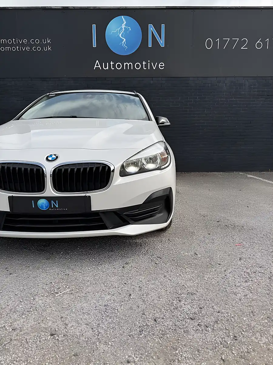 Used 2019 BMW 2 Series Active Tourer Sport Mineral White - Interior and Exterior details 4