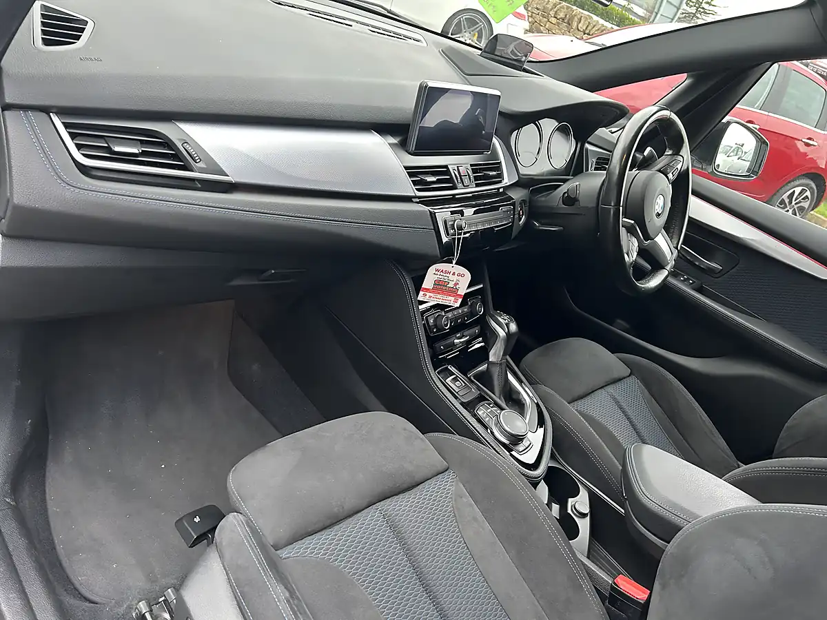 Used 2019 BMW 2 Series Active Tourer White - Interior and Exterior details 5