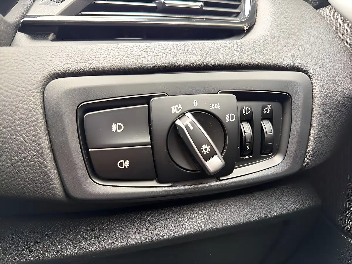 Used 2019 BMW 2 Series Gran Tourer Se Red - Interior and Exterior details 18