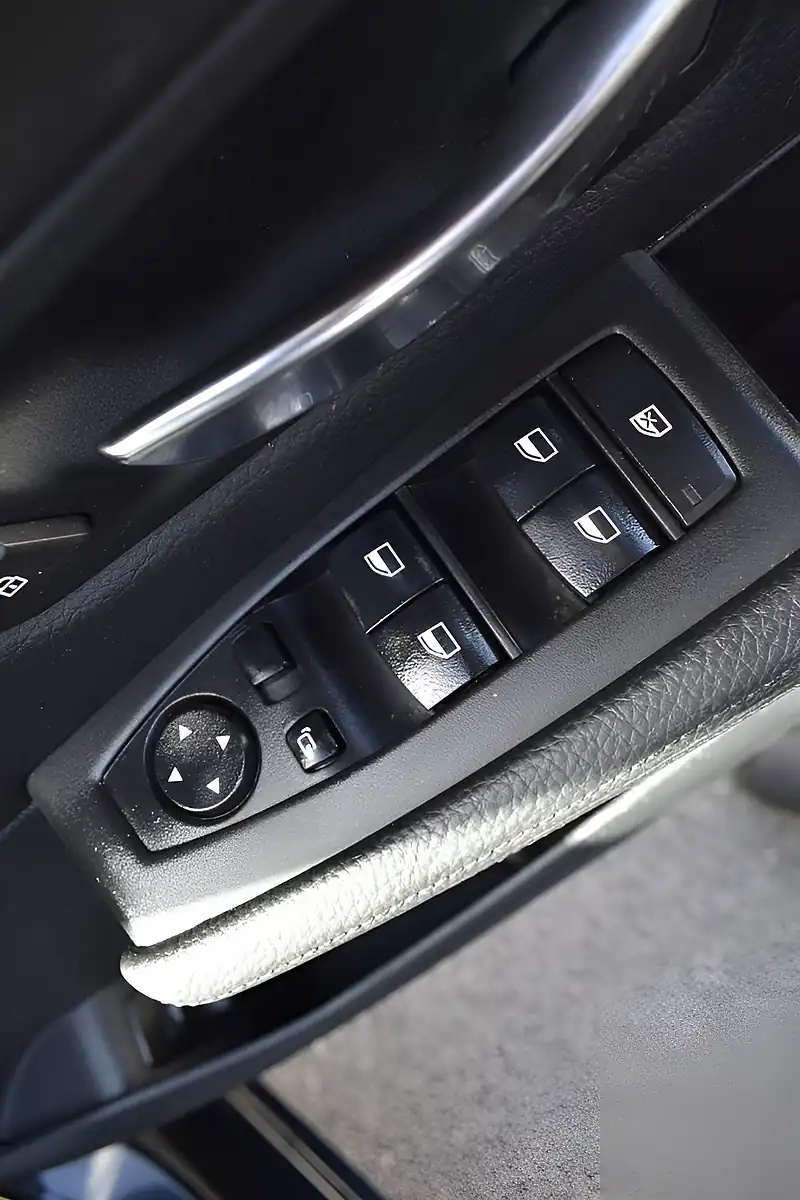 Used 2019 BMW 2 Series Gran Tourer Sport Black - Interior and Exterior details 12