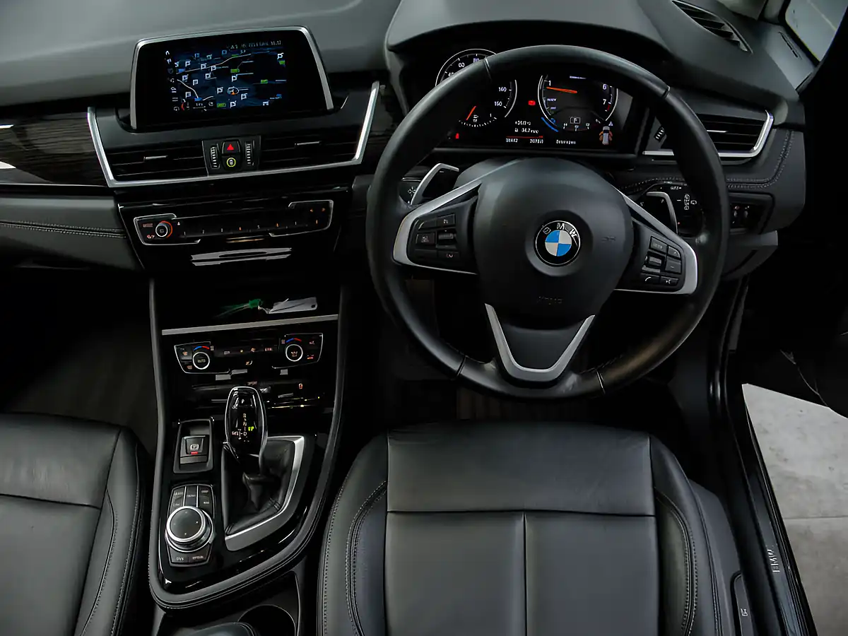 Used 2019 BMW 2 Series Luxury Black - Interior and Exterior details 11