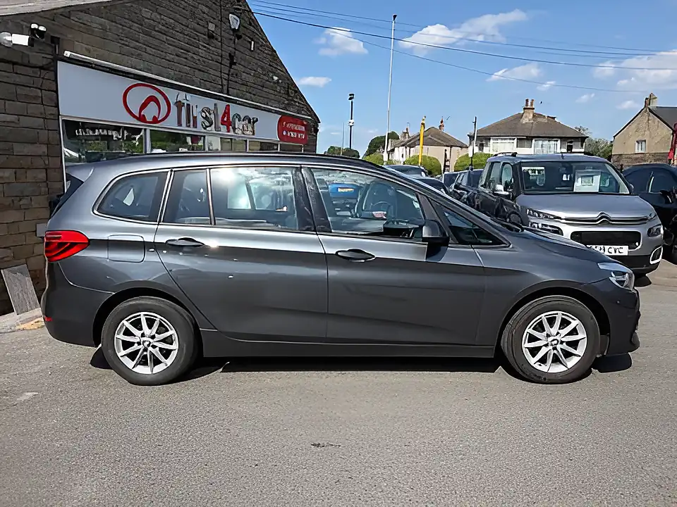 Used 2019 BMW 2 Series Se Gran Tourer Grey - Interior and Exterior details 6