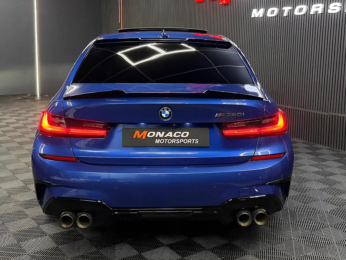 Used 2019 BMW 3 Series Blue - Interior and Exterior details 9