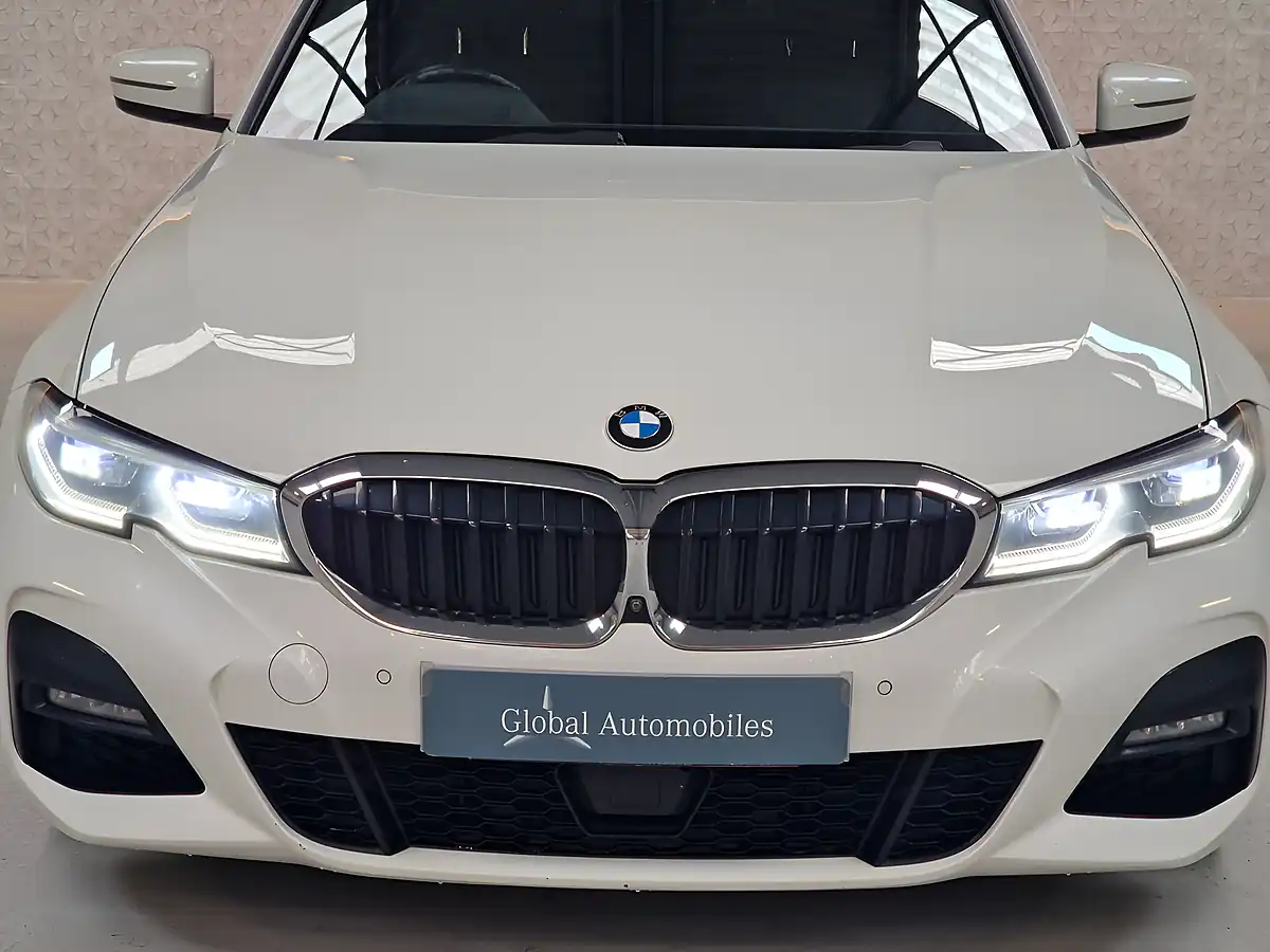 Used 2019 BMW 3 Series M Sport Alpine White - Interior and Exterior details 7