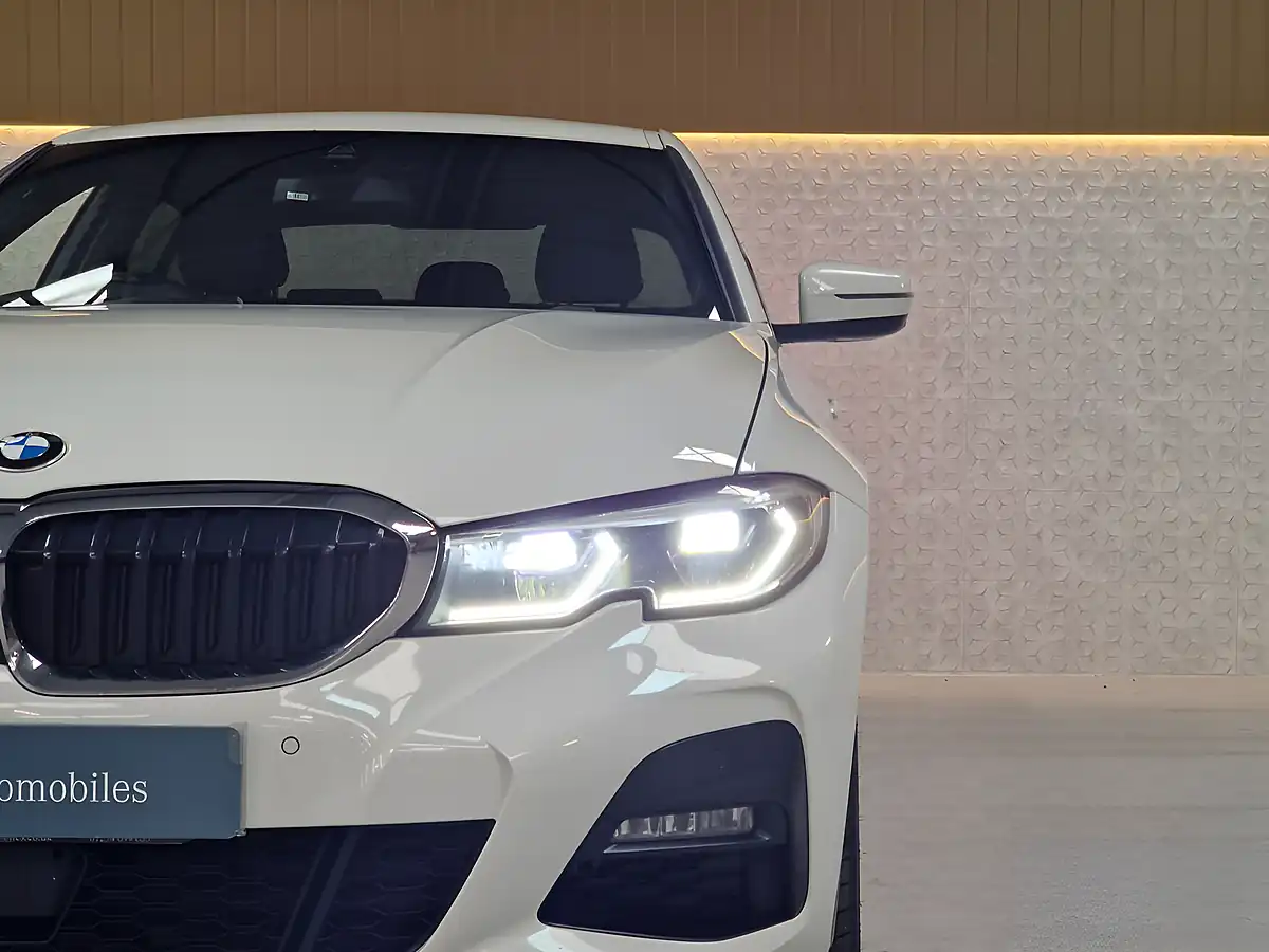 Used 2019 BMW 3 Series M Sport Alpine White - Interior and Exterior details 8