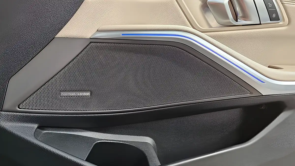Used 2019 BMW 3 Series M Sport Black - Interior and Exterior details 17
