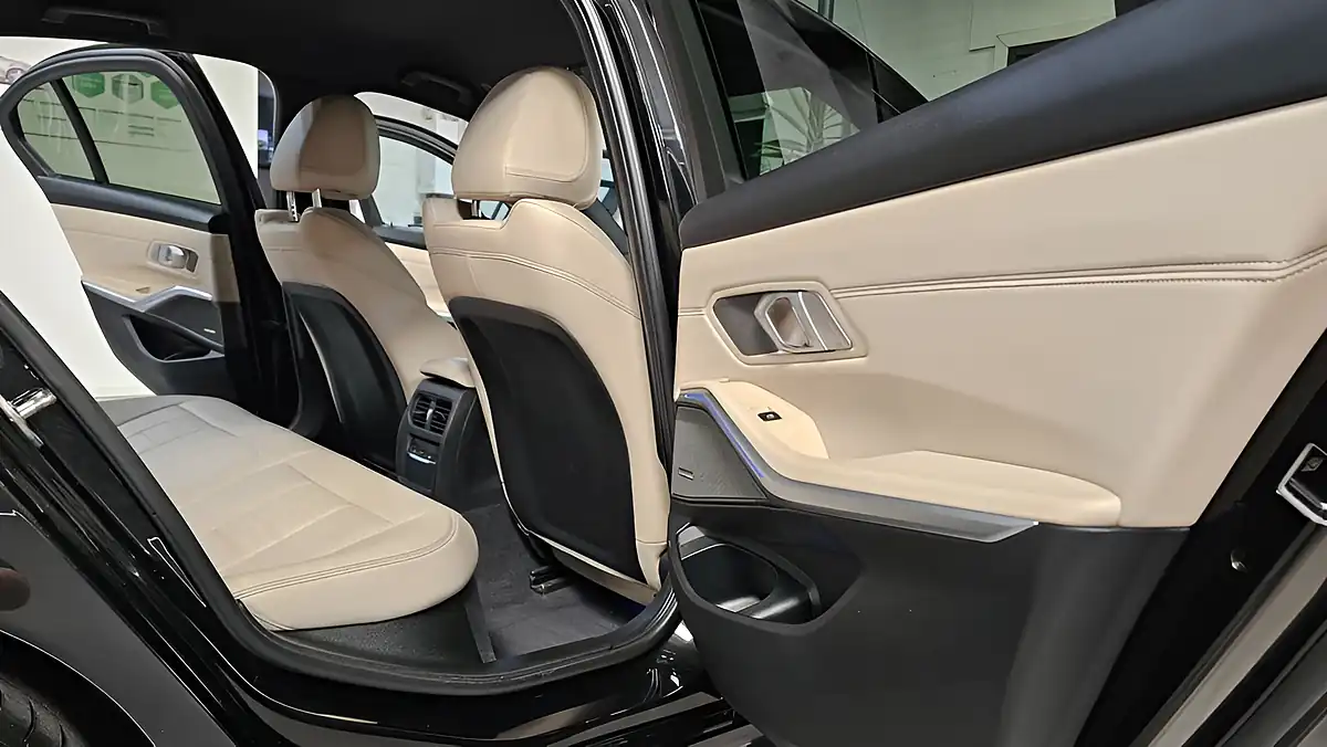 Used 2019 BMW 3 Series M Sport Black - Interior and Exterior details 18