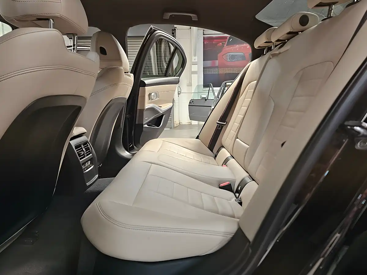 Used 2019 BMW 3 Series M Sport Black - Interior and Exterior details 19