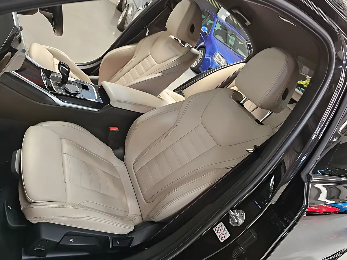 Used 2019 BMW 3 Series M Sport Black - Interior and Exterior details 20