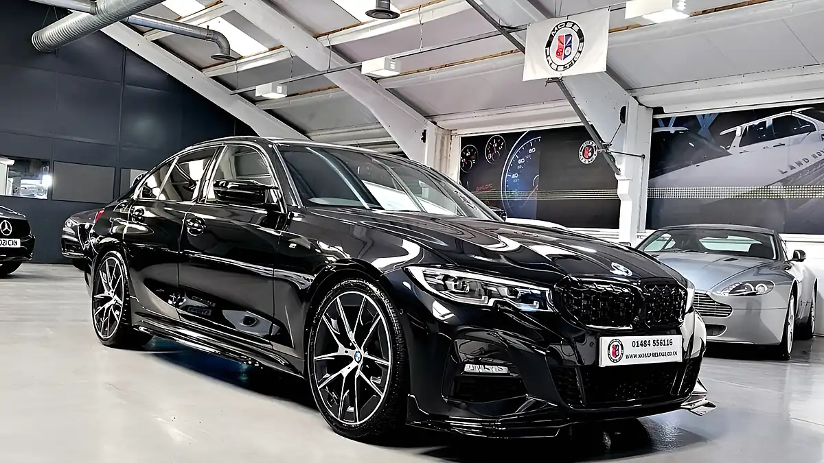 Used 2019 BMW 3 Series M Sport Black - Interior and Exterior details 8