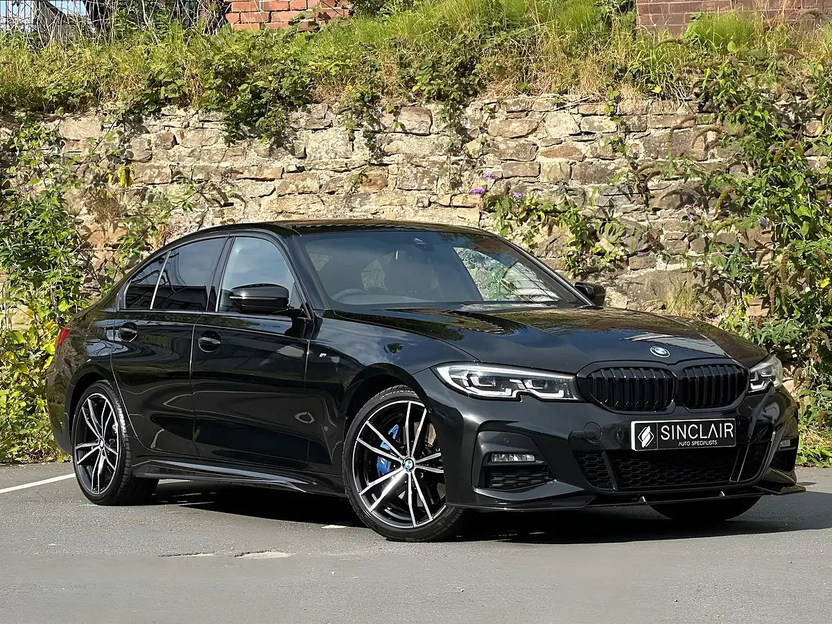 Used 2019 BMW 3 Series M Sport Black - Front View