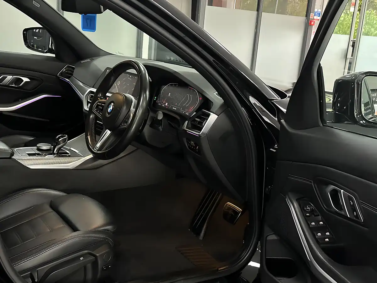 Used 2019 BMW 3 Series M Sport Black - Interior and Exterior details 14
