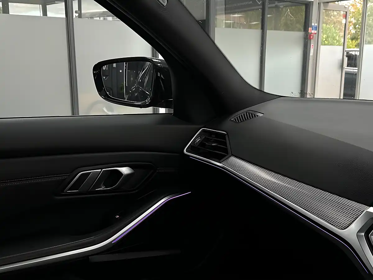Used 2019 BMW 3 Series M Sport Black - Interior and Exterior details 17