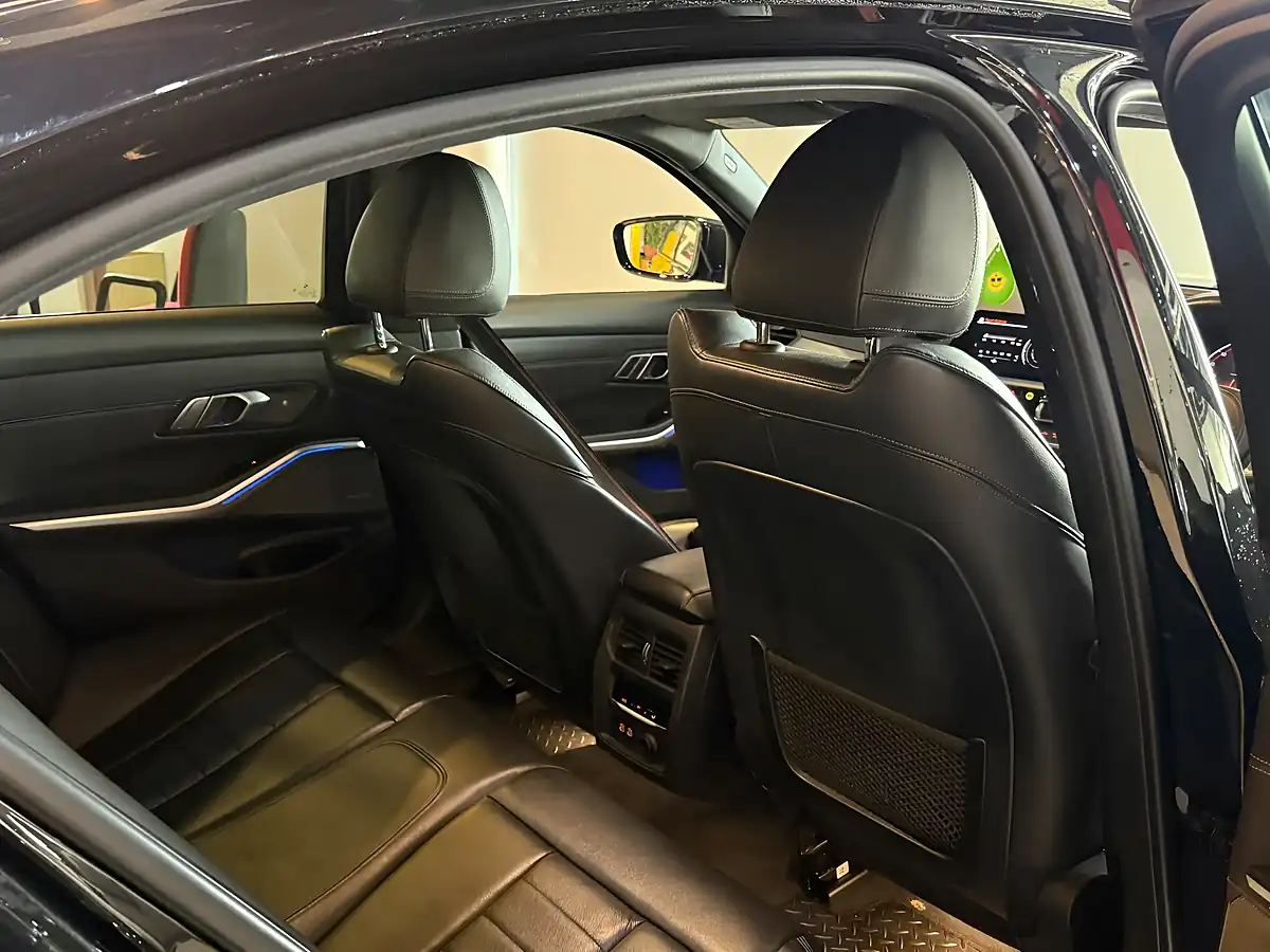 Used 2019 BMW 3 Series M Sport Black - Interior and Exterior details 13