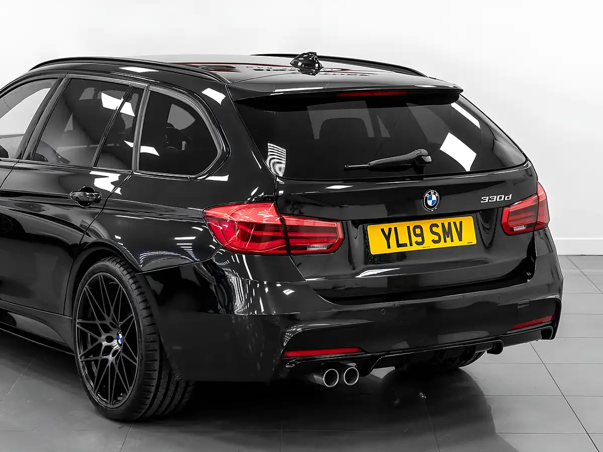 Used 2019 BMW 3 Series M Sport Black Sapphire - Interior and Exterior details 8