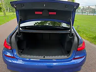 Used 2019 BMW 3 Series M Sport Blue - Interior and Exterior details 16