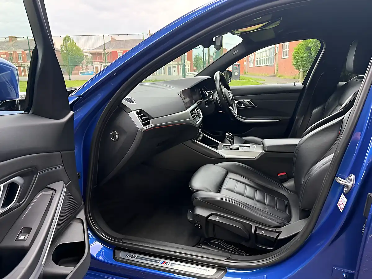 Used 2019 BMW 3 Series M Sport Blue - Interior and Exterior details 20