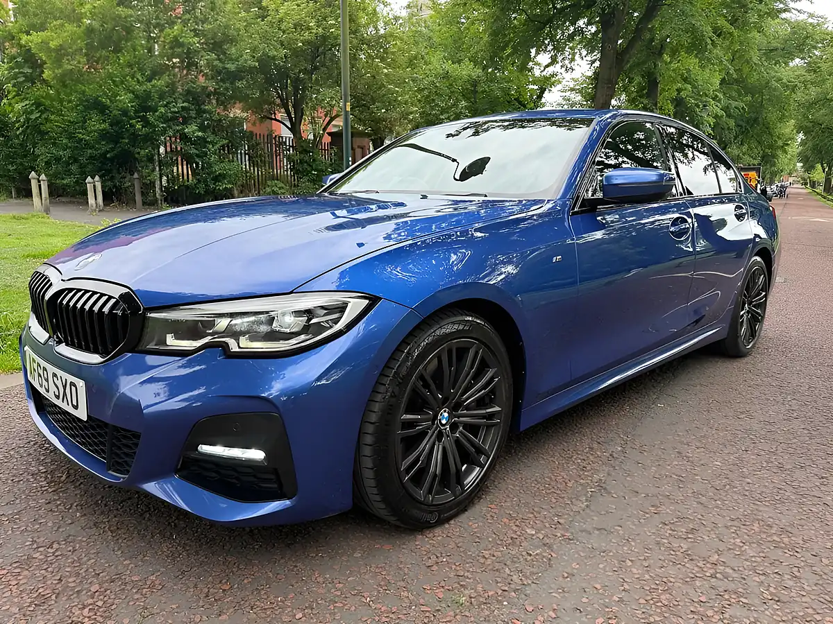 Used 2019 BMW 3 Series M Sport Blue - Interior and Exterior details 7