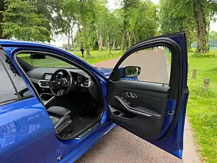 Used 2019 BMW 3 Series M Sport Blue - Interior and Exterior details 9