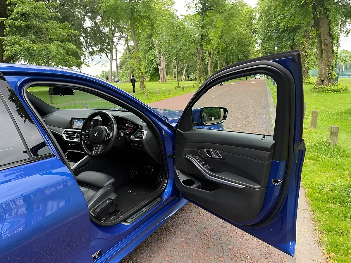 Used 2019 BMW 3 Series M Sport Blue - Interior and Exterior details 9