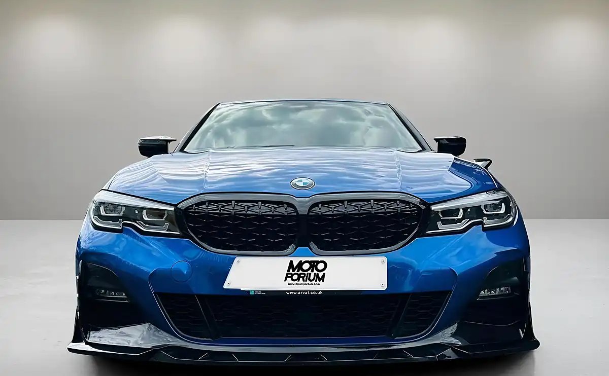 Used 2019 BMW 3 Series M Sport Blue - Interior and Exterior details 6