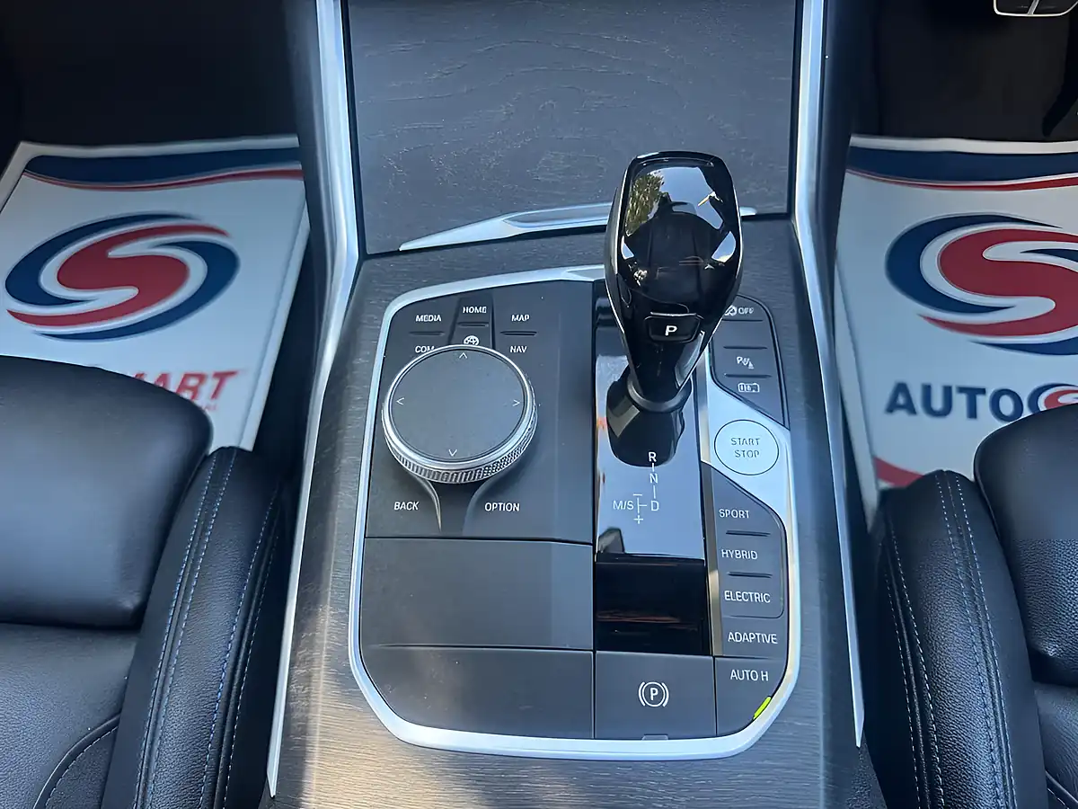 Used 2019 BMW 3 Series M Sport Blue - Interior and Exterior details 17