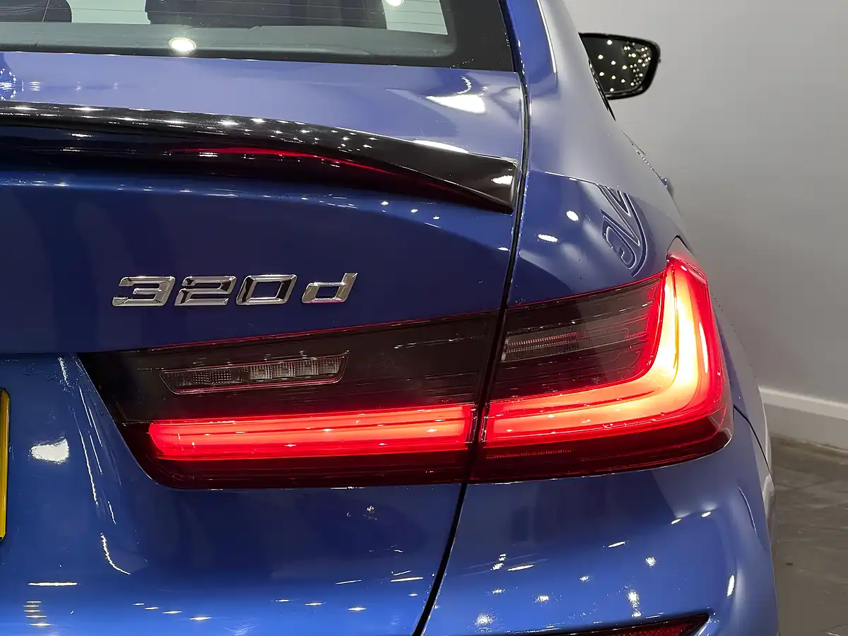 Used 2019 BMW 3 Series M Sport Blue - Interior and Exterior details 12