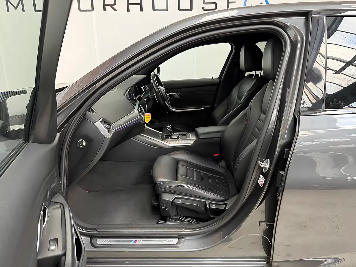Used 2019 BMW 3 Series M Sport Mineral Grey - Interior and Exterior details 9