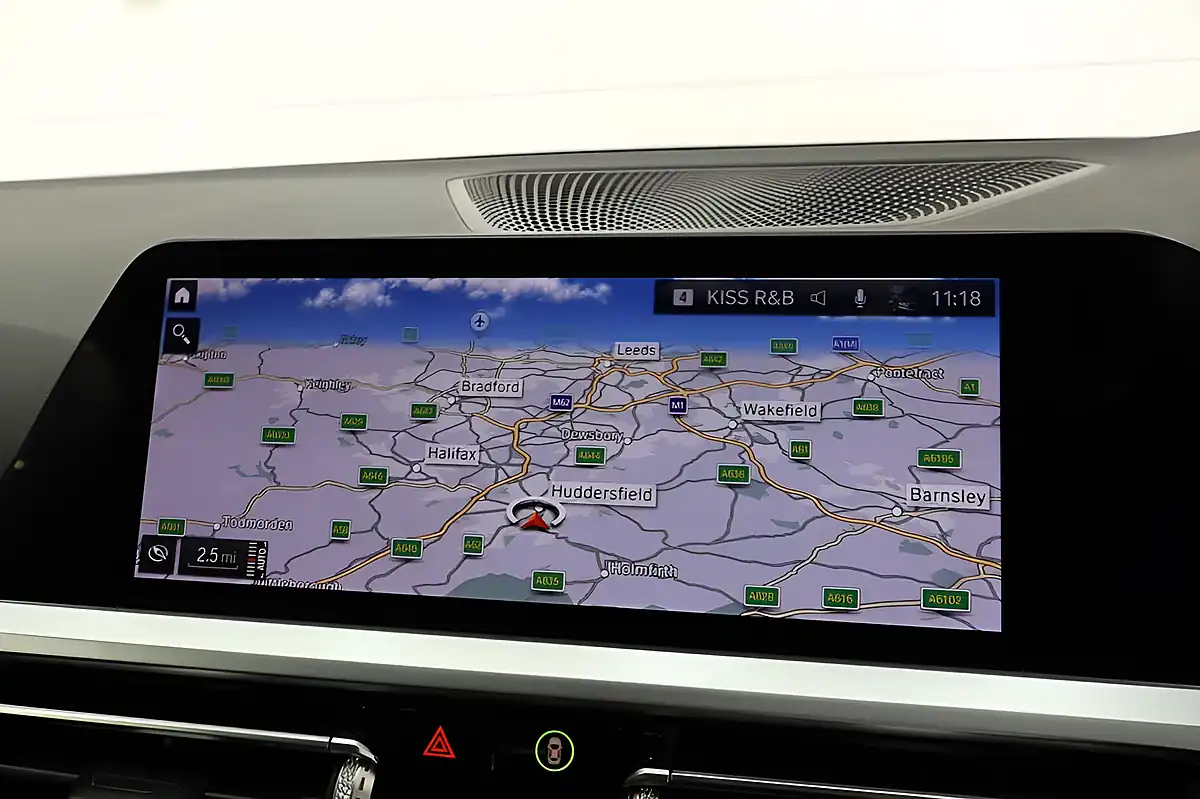 Used 2019 BMW 3 Series M Sport Mineral Grey - Interior and Exterior details 12