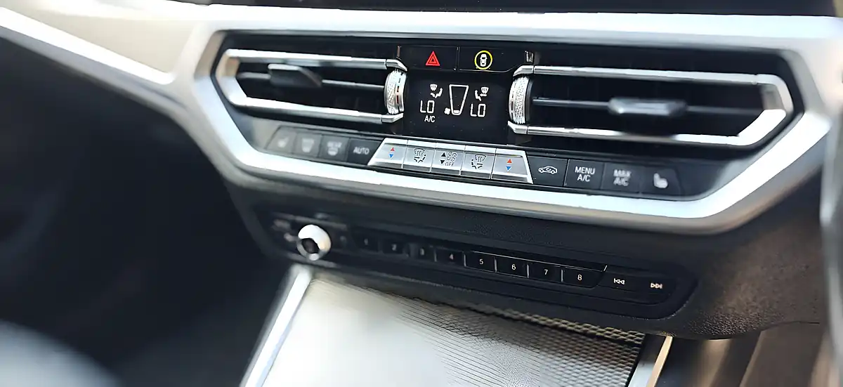 Used 2019 BMW 3 Series M Sport Obsidian Black Metallic - Interior and Exterior details 17