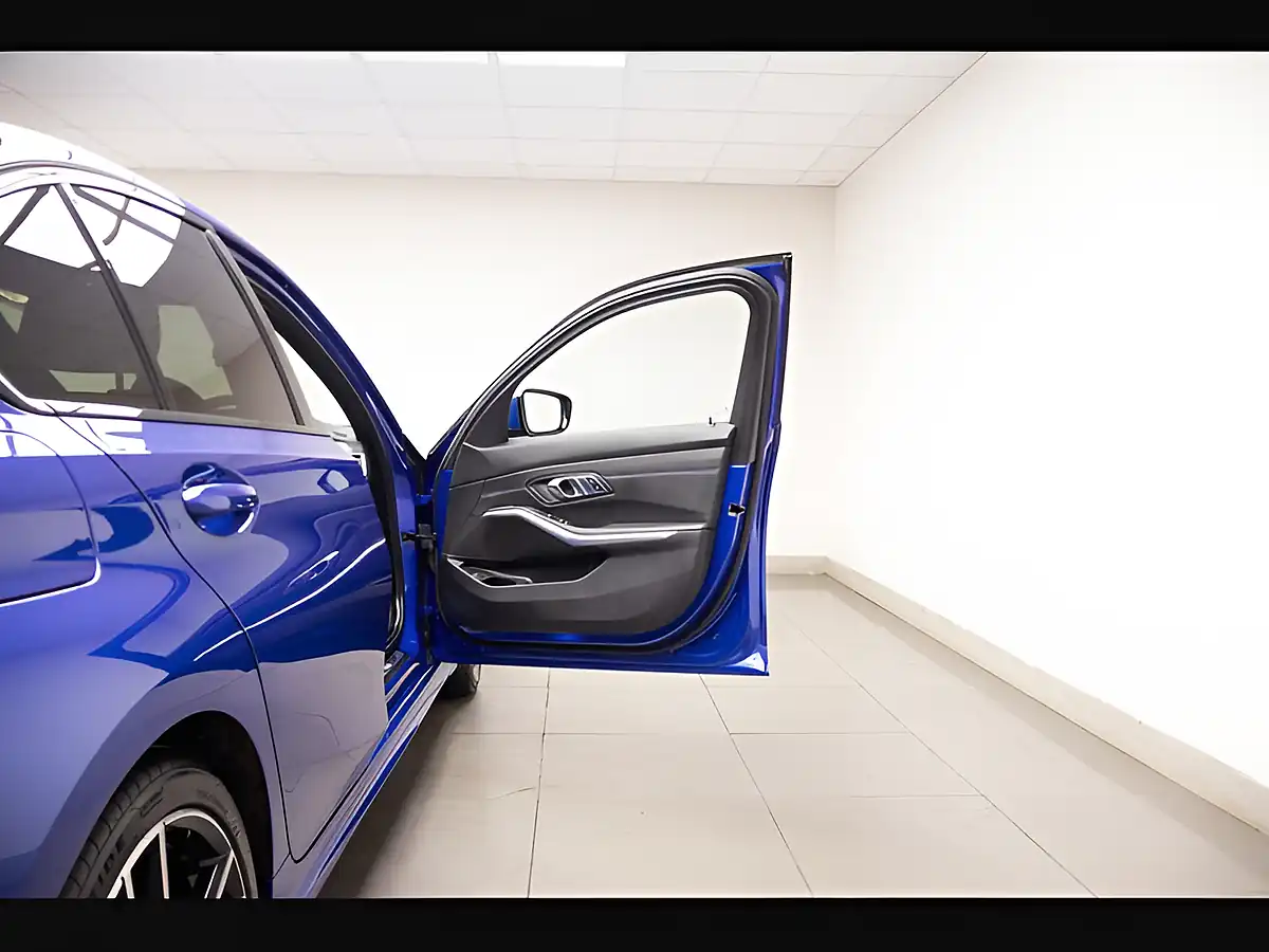 Used 2019 BMW 3 Series M Sport Portimao Blue - Interior and Exterior details 18