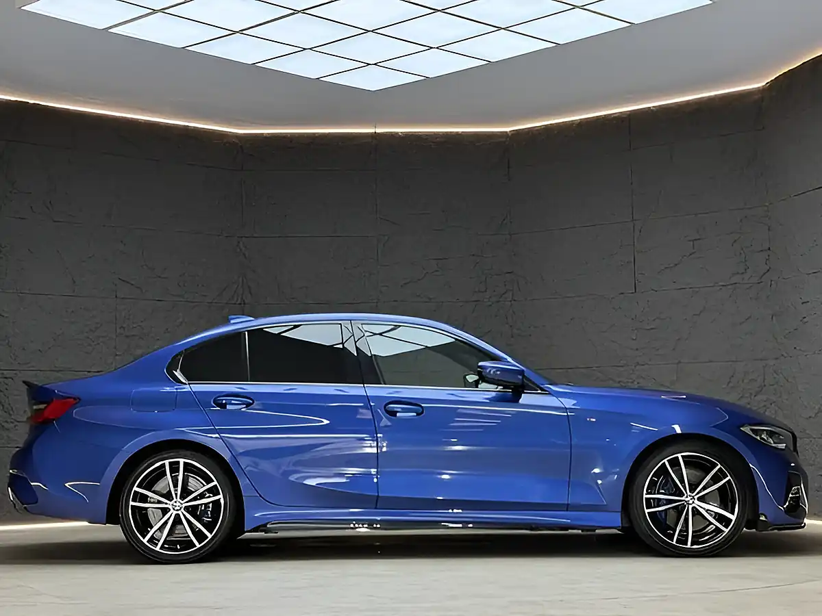 Used 2019 BMW 3 Series M Sport Portimao Blue - Interior and Exterior details 10