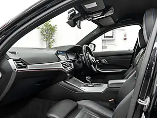 Used 2019 BMW 3 Series M Sport Sapphire Black - Interior and Exterior details 12