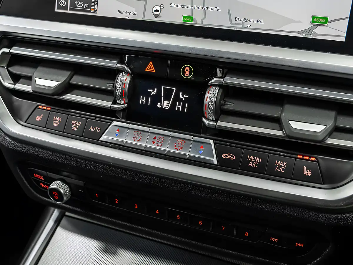 Used 2019 BMW 3 Series M Sport Sapphire Black - Interior and Exterior details 17