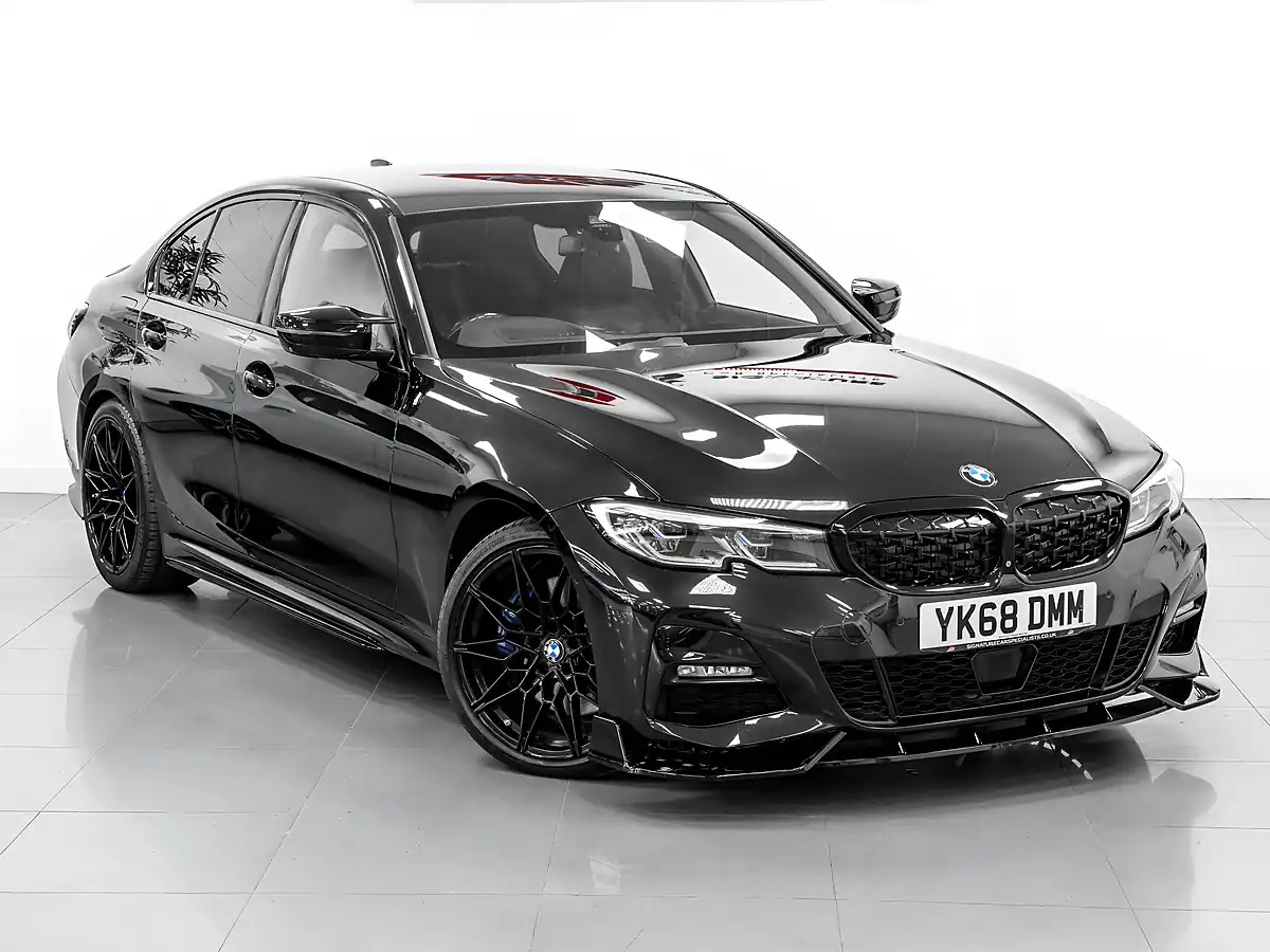 Used 2019 BMW 3 Series M Sport Sapphire Black - Interior and Exterior details 6