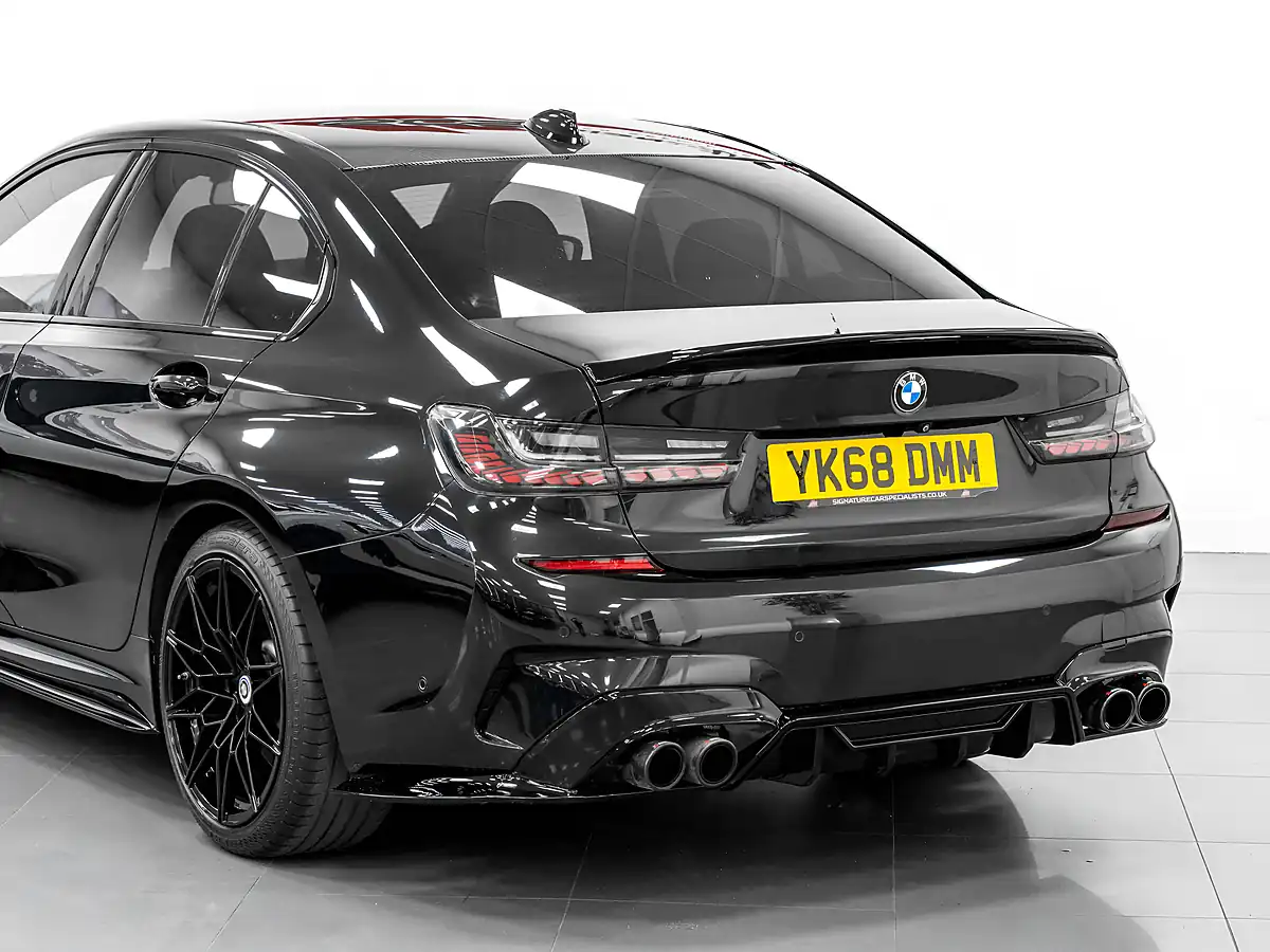 Used 2019 BMW 3 Series M Sport Sapphire Black - Interior and Exterior details 9