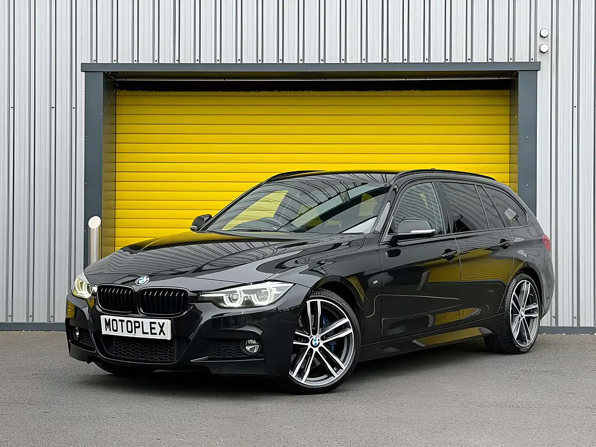 Used 2019 BMW 3 Series M Sport Shadow Edition Touring Black - Front View
