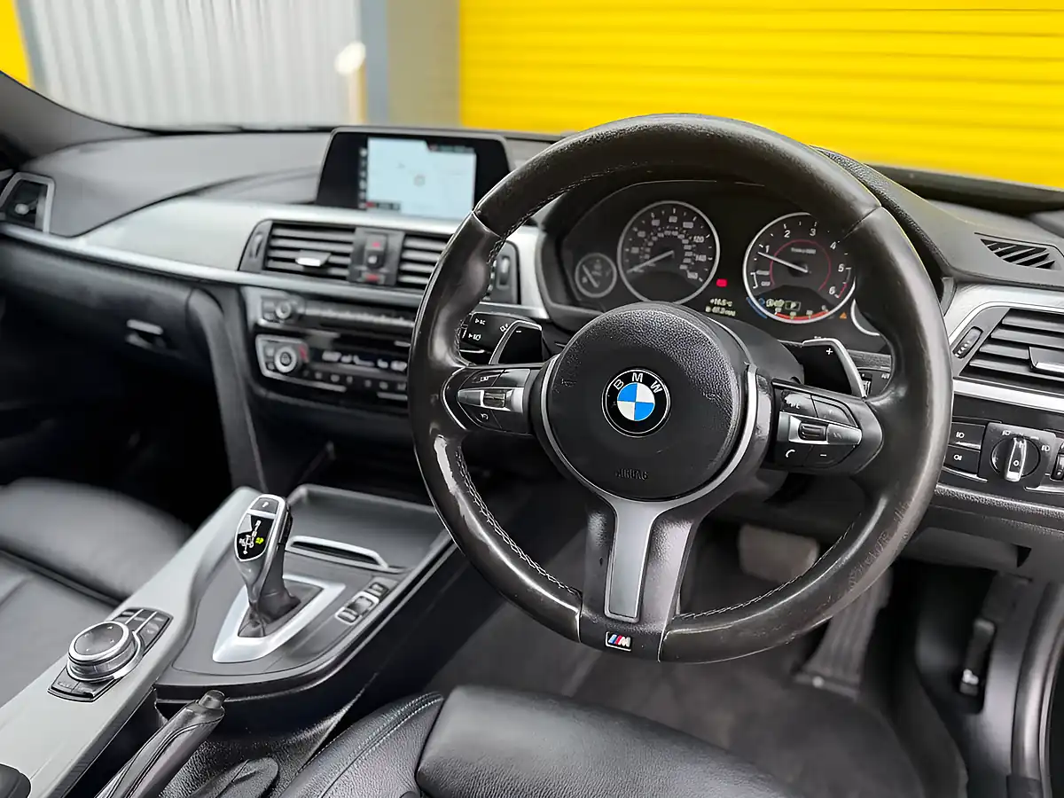 Used 2019 BMW 3 Series M Sport Shadow Edition Touring Black - Interior and Exterior details 10